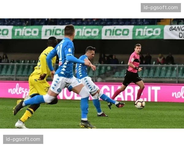 从0-2到3-2：复盘斯特拉斯堡戏剧性逆转特鲁瓦之夜